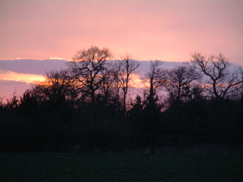 The sunset towards Milton Bryan